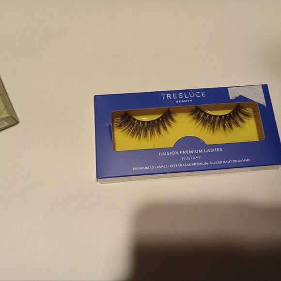 Eyelash bundle - Picture 2 of 4